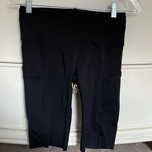 LULULEMON BIKER SHORTS